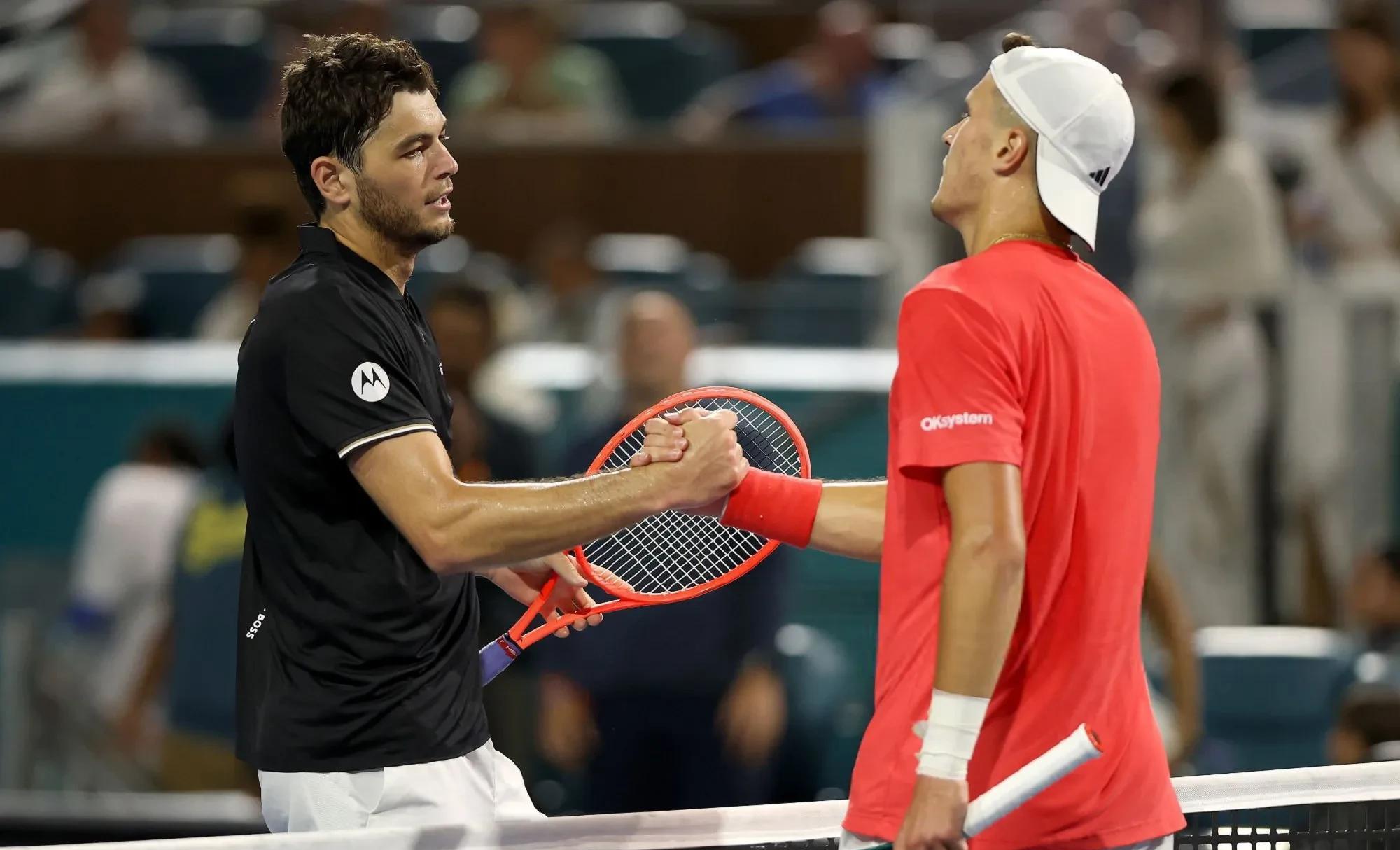 西亚卡姆巅峰对决，德约科维奇与30激战塞尔维亚队分钟，绝杀胜负难料！